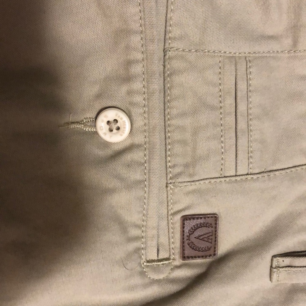 Men’s Khakhi Van Heusen pants. - Picture 4 of 4